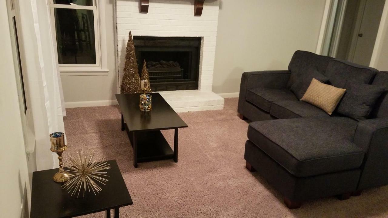 Cozy Cottage Feel, 5 Mins From Ft. Bragg Fayetteville Exterior photo