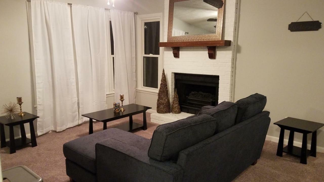 Cozy Cottage Feel, 5 Mins From Ft. Bragg Fayetteville Exterior photo